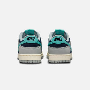 Nike Dunk Low Retro Premium - Light Pumice / Green Frost / Dark Obsidian