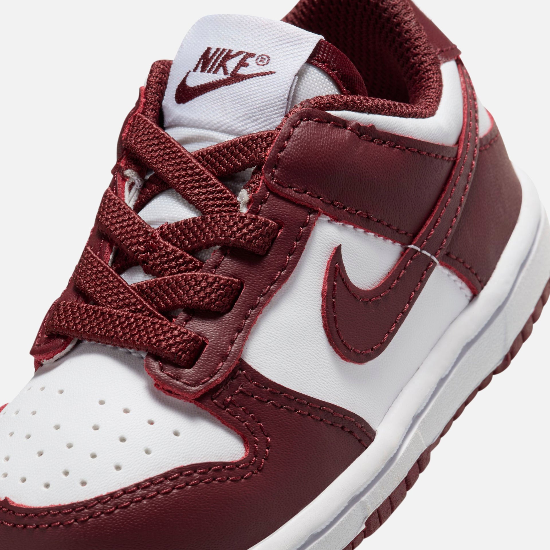 Nike TD Dunk Low - White / Redwood / Gym Red