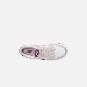 Nike GS Dunk Low - White / Platinum Violet / Viotech