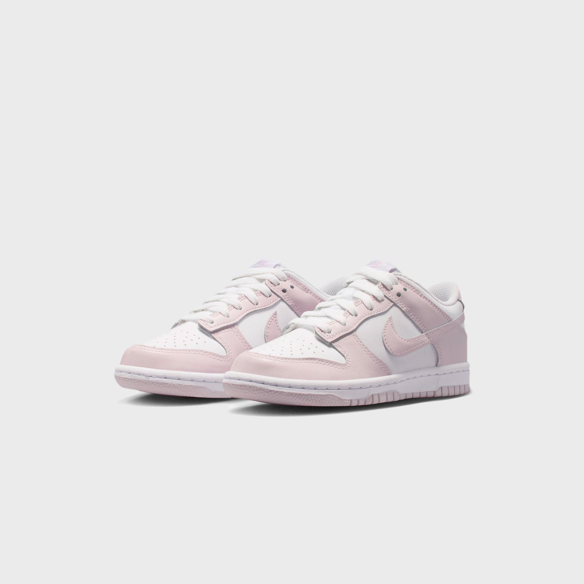 Nike GS Dunk Low - White / Light Violet