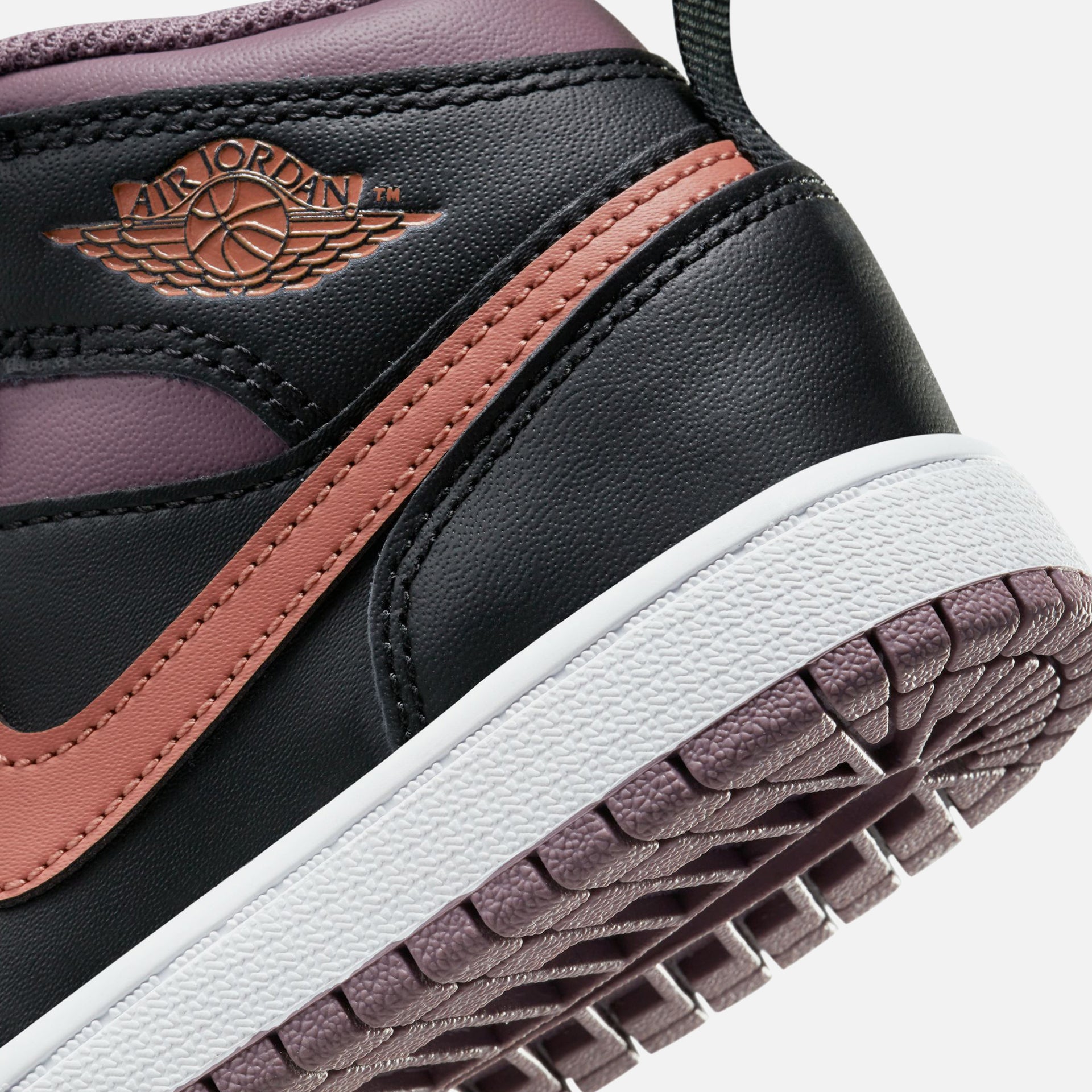 Nike PS Air Jordan 1 Mid Se - Black / Sky J Orange / Sky J Mauve / White