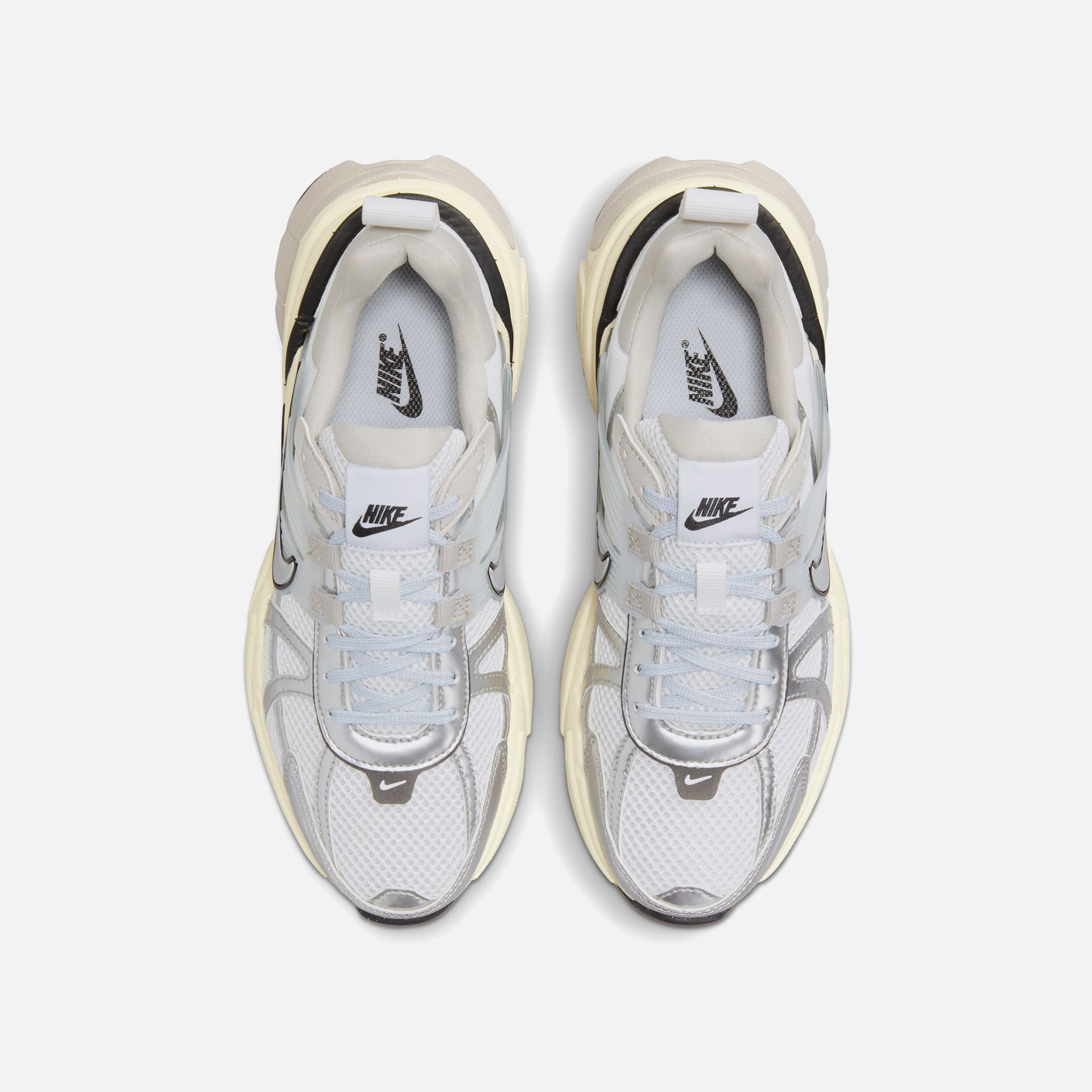 Nike WMNS V2K Runtekk - Summit White / Metallic Silver