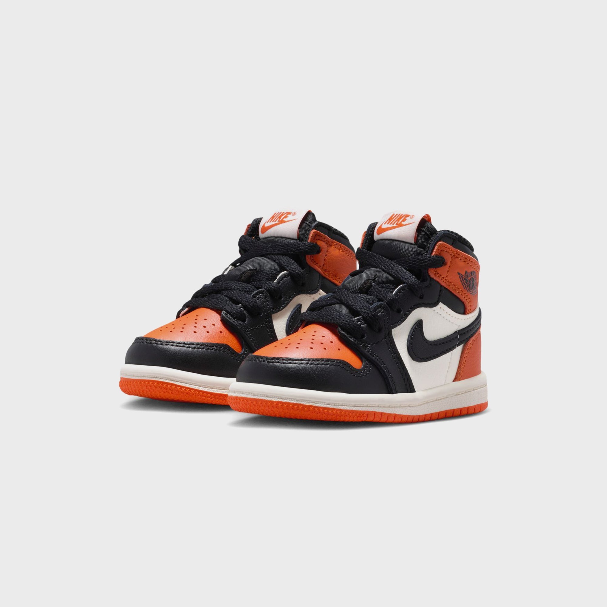 Jordan TD Air Jordan 1 High OG - Black / Sail / Starfish – Kith