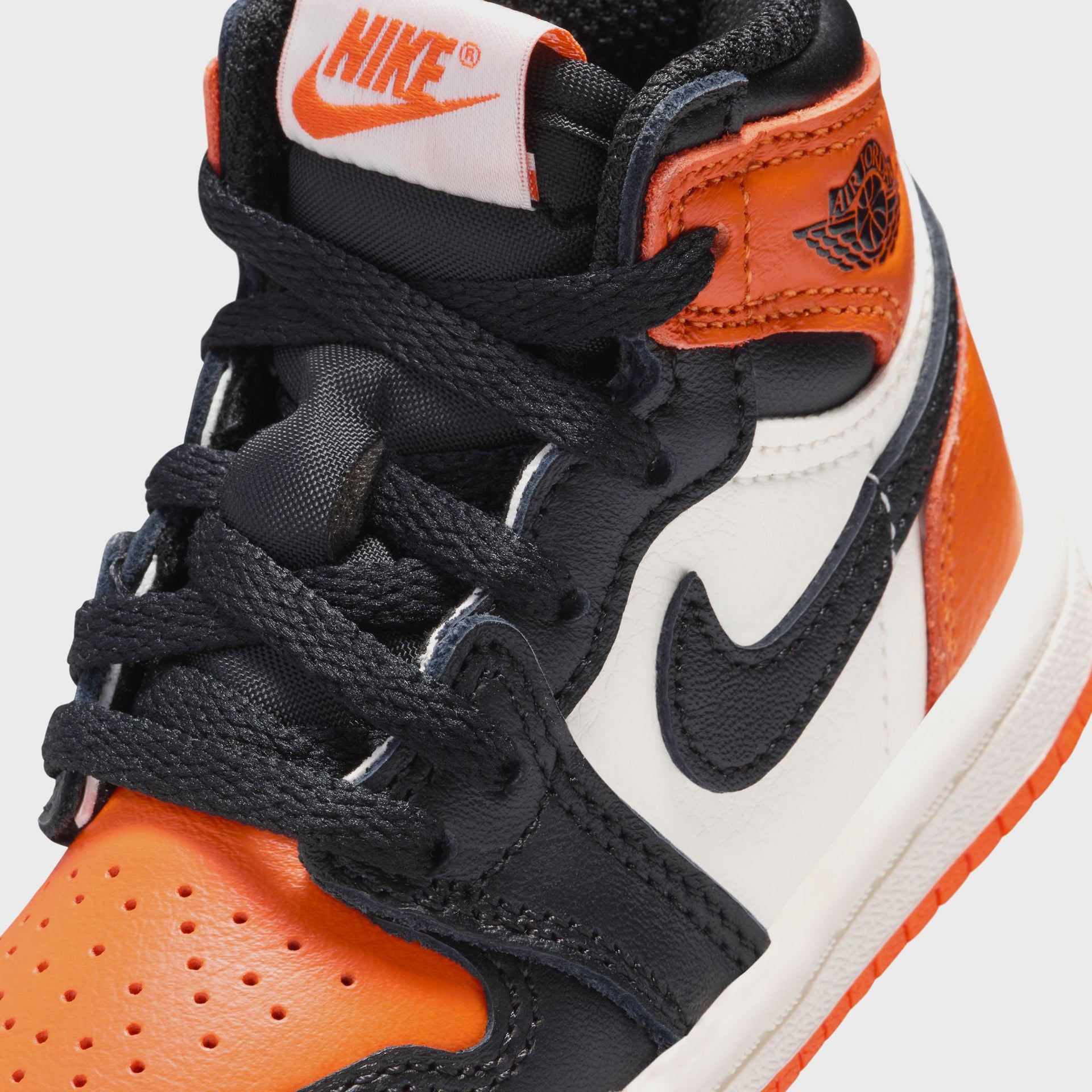 Jordan TD Air Jordan 1 High OG - Black / Sail / Starfish