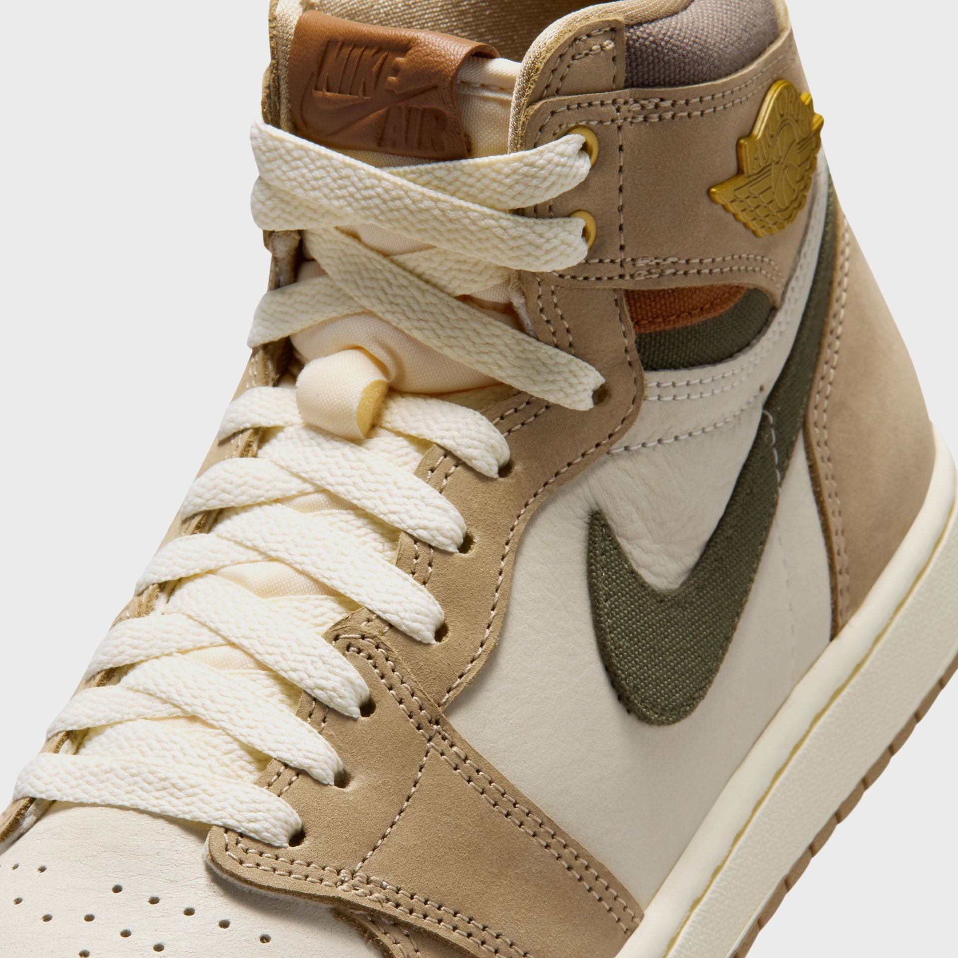 Jordan WMNS Air Jordan 1 High OG - Khaki / Sail / Cargo Khaki