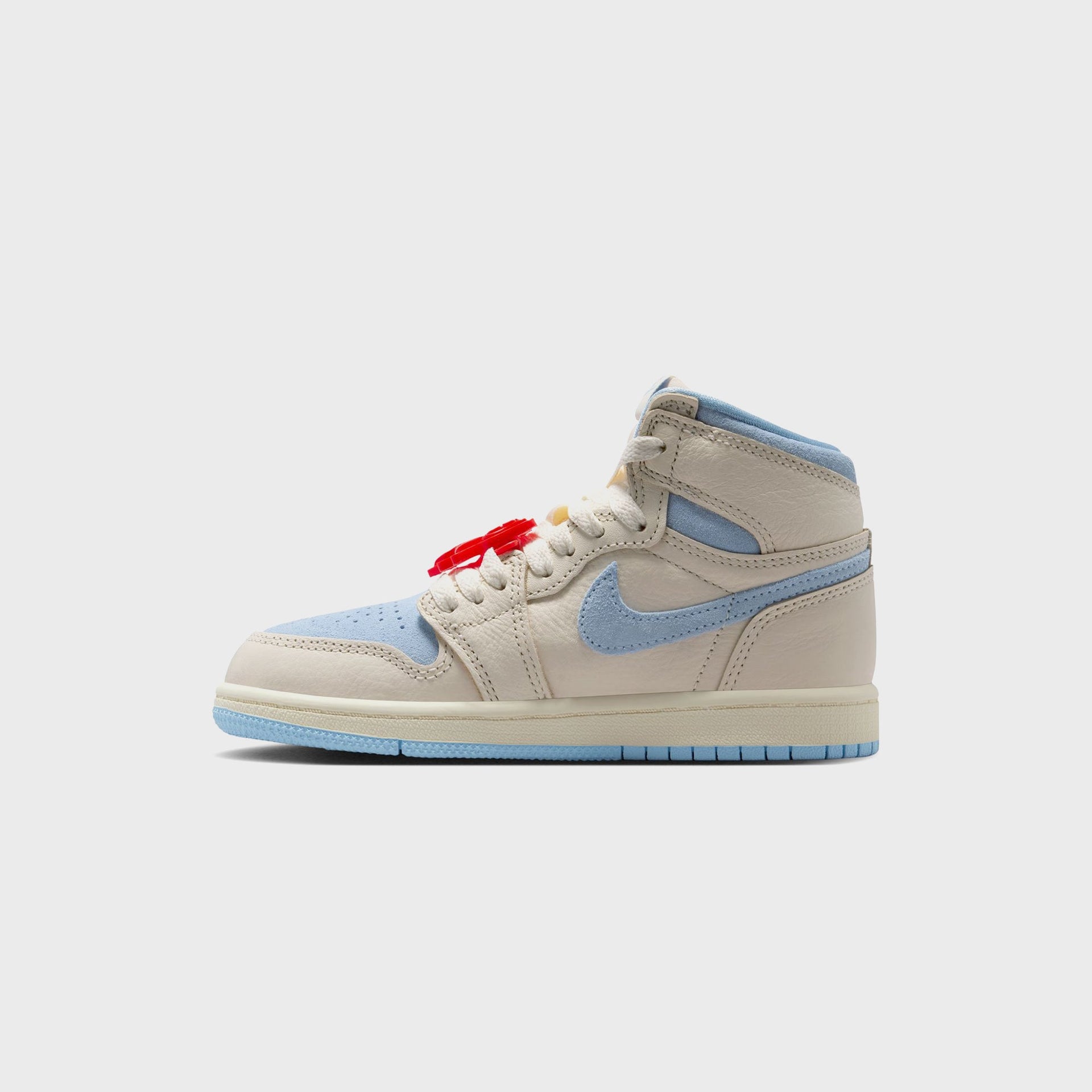 Jordan PS Air Jordan 1 Retro High OG - Pale Ivory / Psychic Blue / Coconut Milk