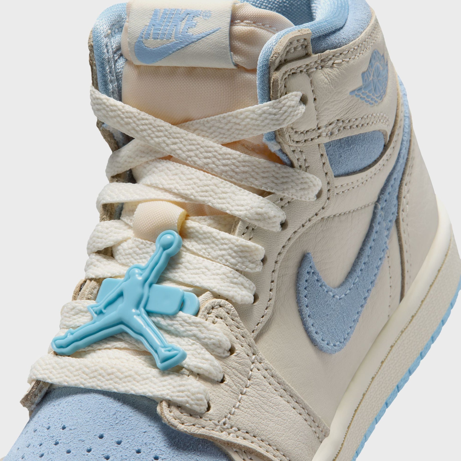 Jordan PS Air Jordan 1 Retro High OG - Pale Ivory / Psychic Blue / Coconut Milk