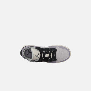 Nike Grade School Air Jordan 1 Low Se - Tech Grey / Black / Cement Grey / Sail