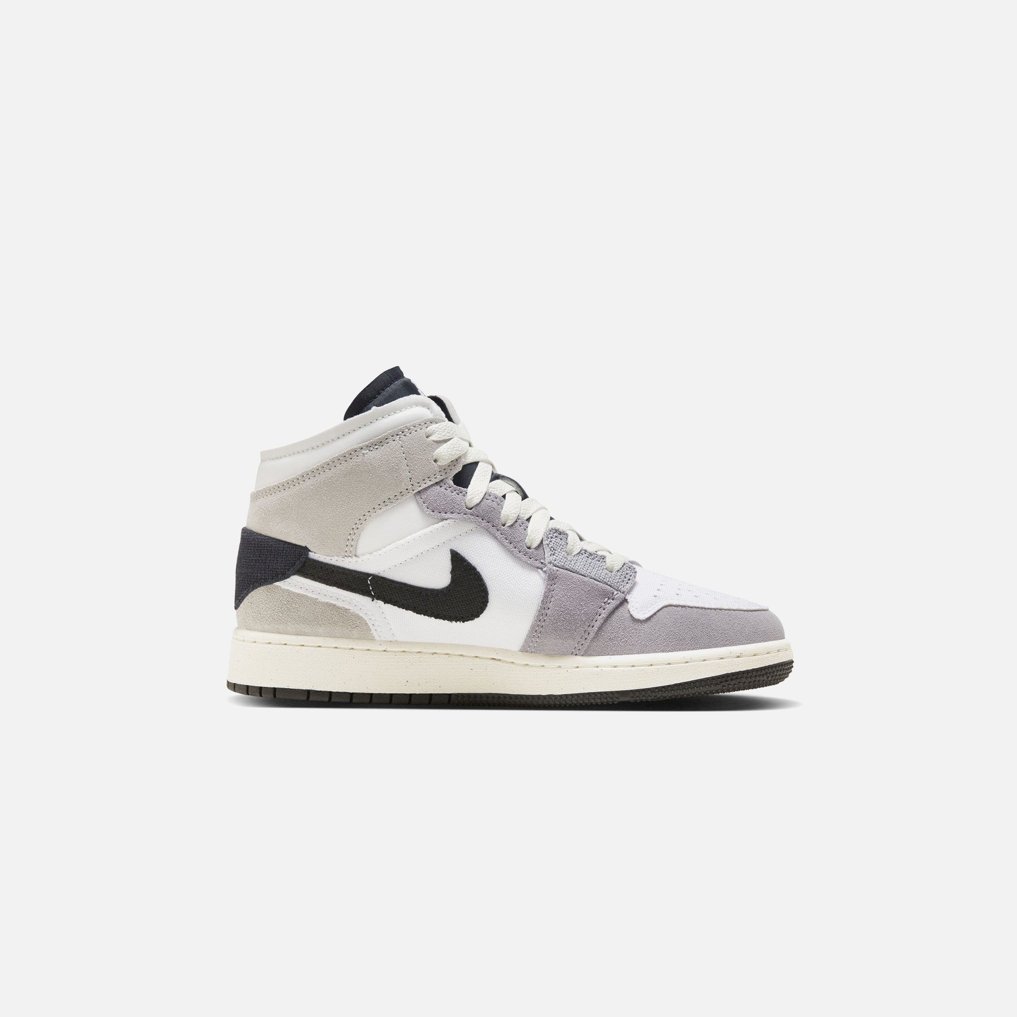 Grade school jordan outlet 1 mid