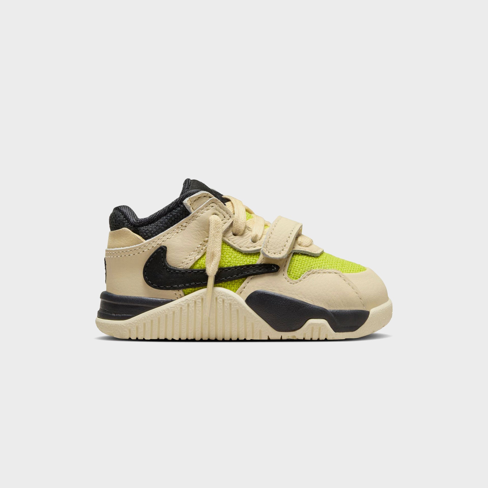 Jordan x Travis Scott TD Jumpman Jack TR - Bright Cactus / Muslin / Black
