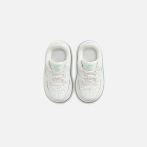 Nike TD Air Force 1 Low - Summit White / Emerald Rise