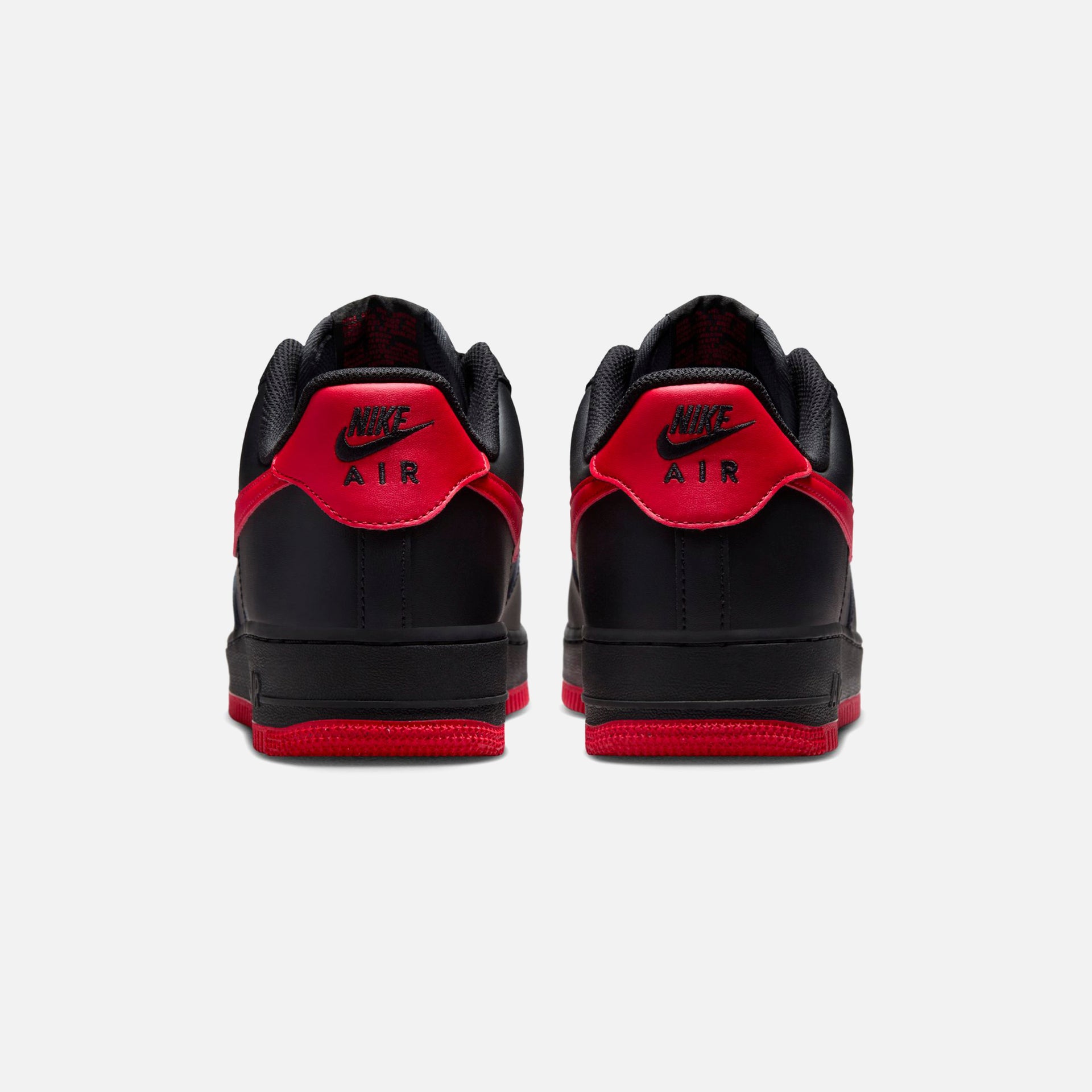 Nike Air Force 1 '07 - Black / University Red