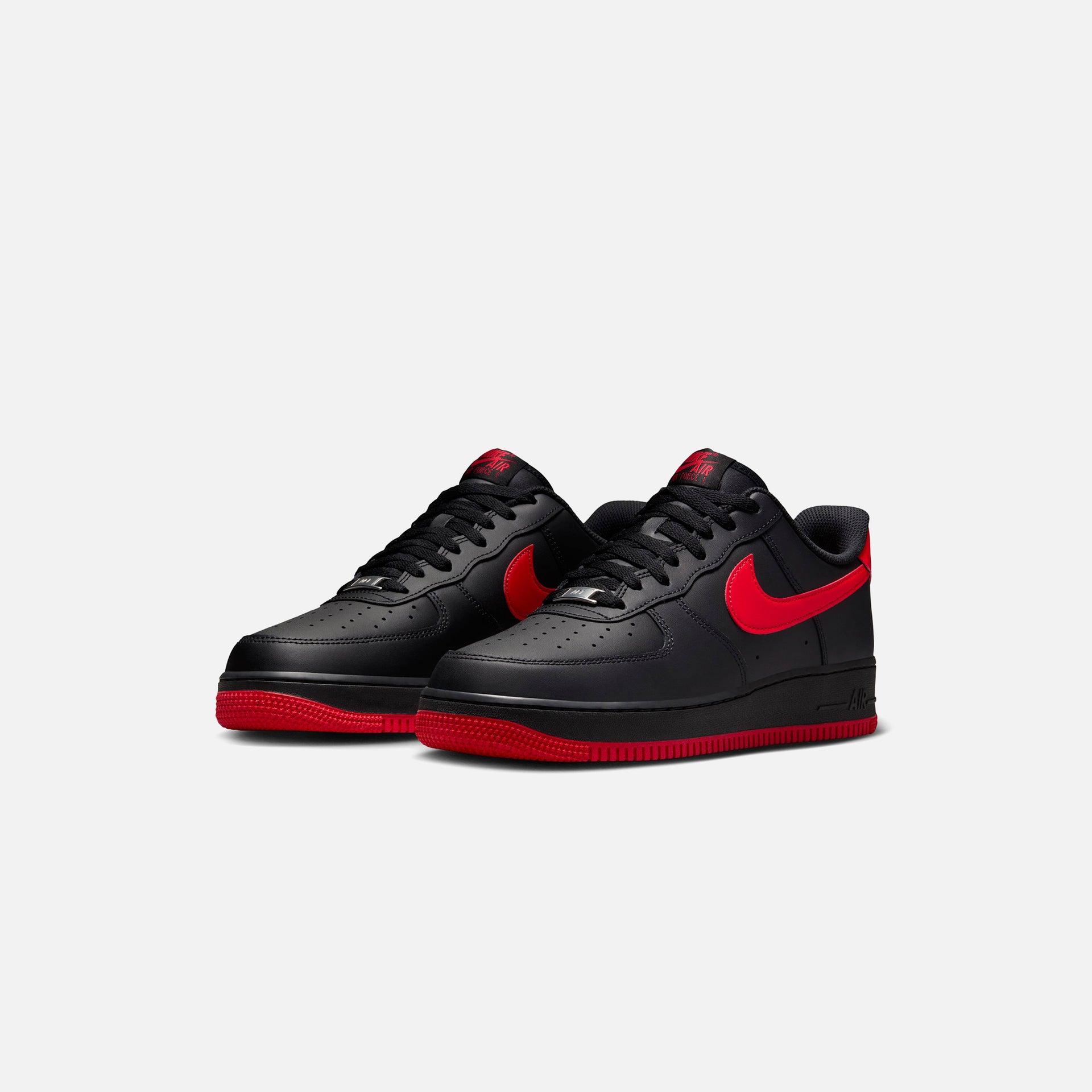 Nike Air Force 1 '07 - Black / University Red