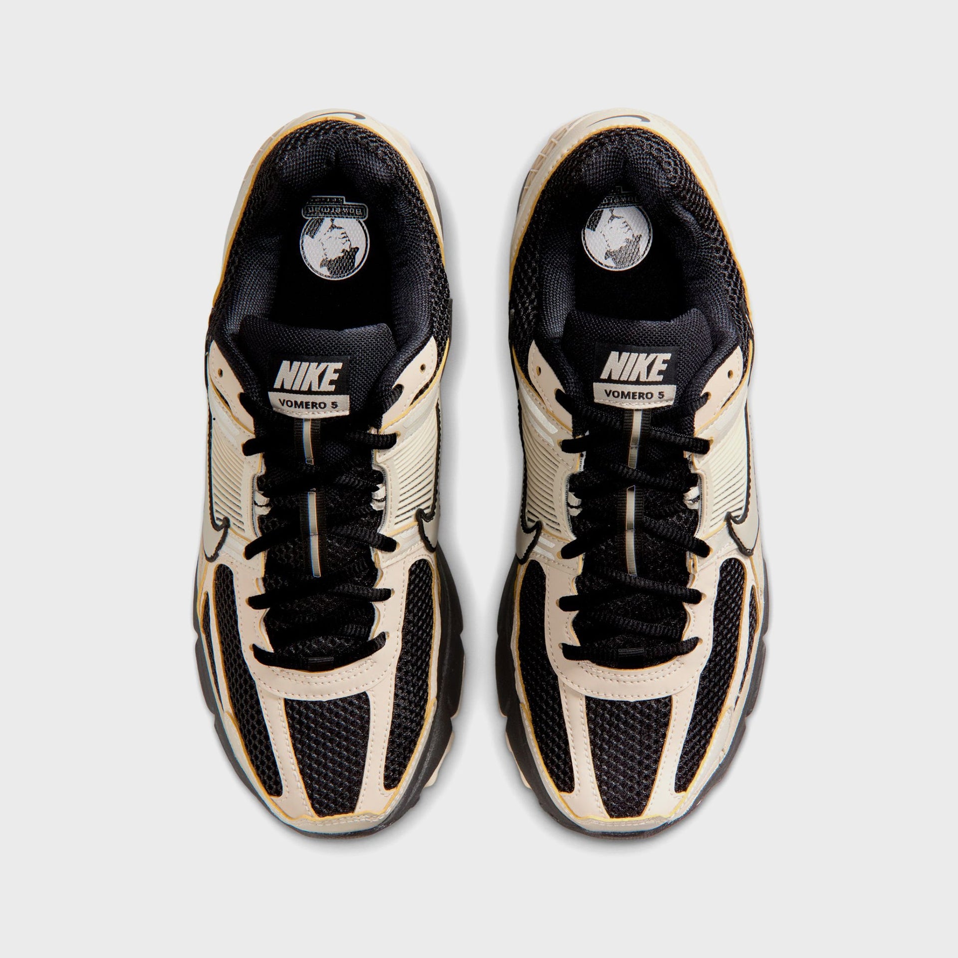 Nike Zoom Vomero 5 - Black / Cream II