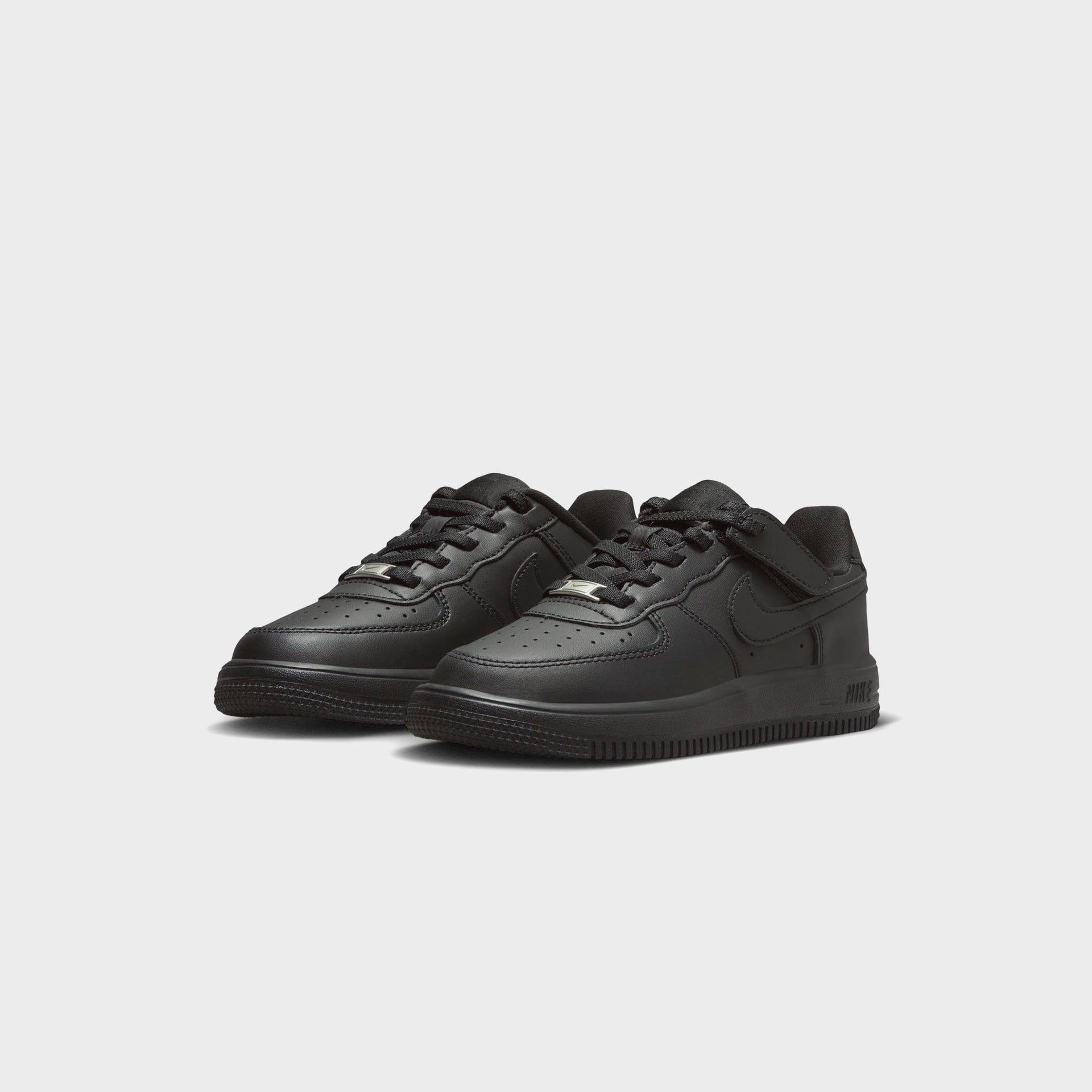 Nike PS Air Force 1 Low Easy On -  Black / Black / Black