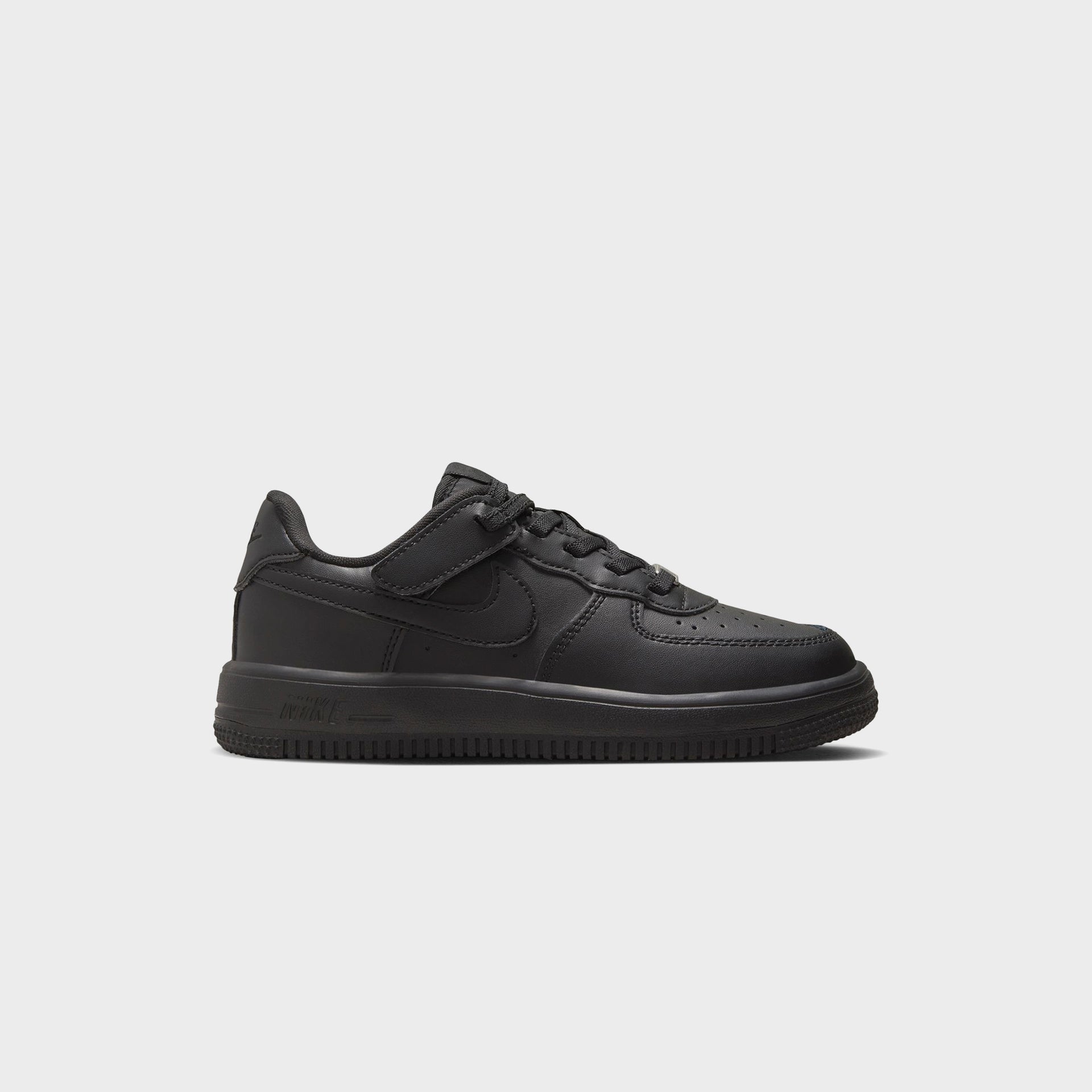 Nike PS Air Force 1 Low Easy On -  Black / Black / Black