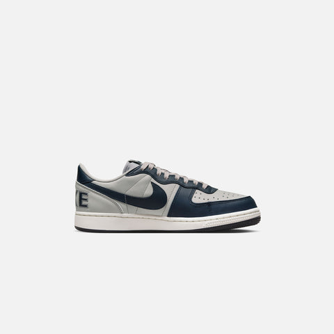Nike Terminator Low - Granite / Dark Obsidian / Sail