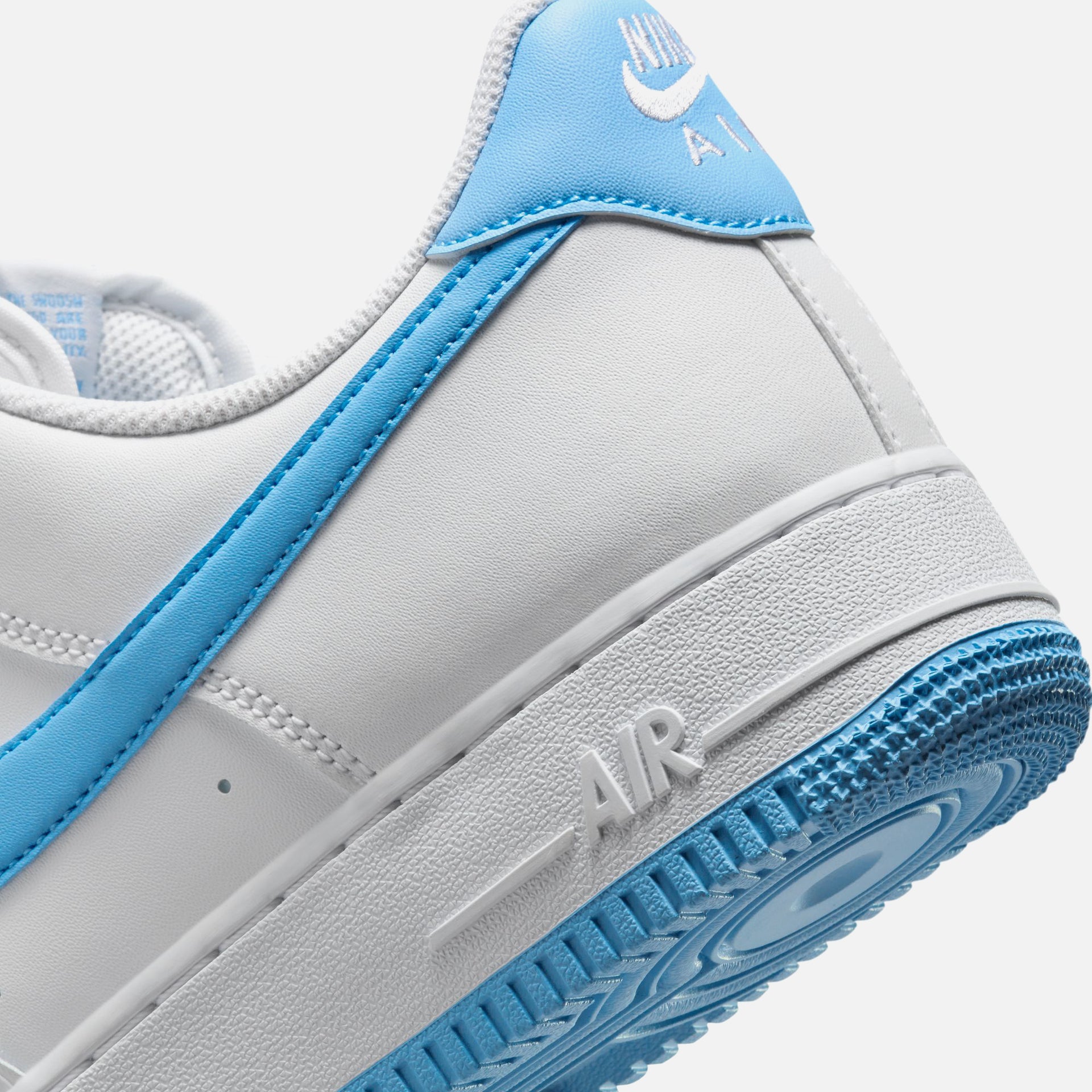 Nike Air Force 1 '07 - White / Aquarius Blue / White