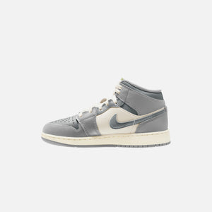 Jordan GS Air Jordan 1 Mid SE - White / Sail / Neutral Grey / Oxidized Green