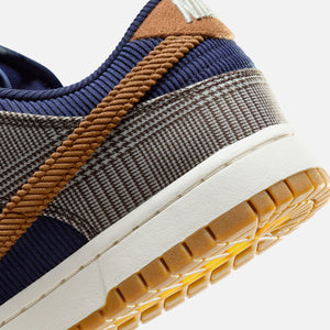 Nike Shoes Dunk Low Retro PRM - Midnight Navy / Ale Brown / Pale Ivory