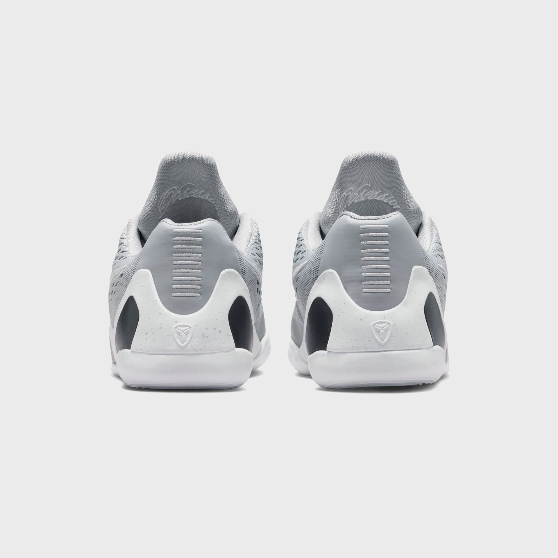 Nike GS Kobe 9 - Grey / White