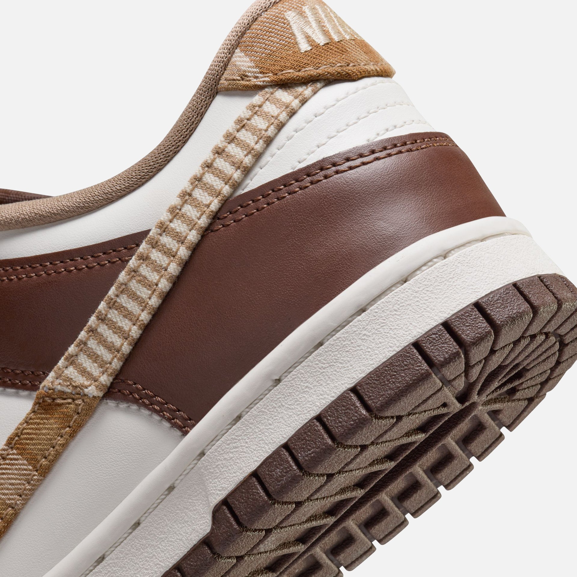 Nike GS Dunk Low - Sail / Multi / Cacao Wow / Metallic Gold / Khaki
