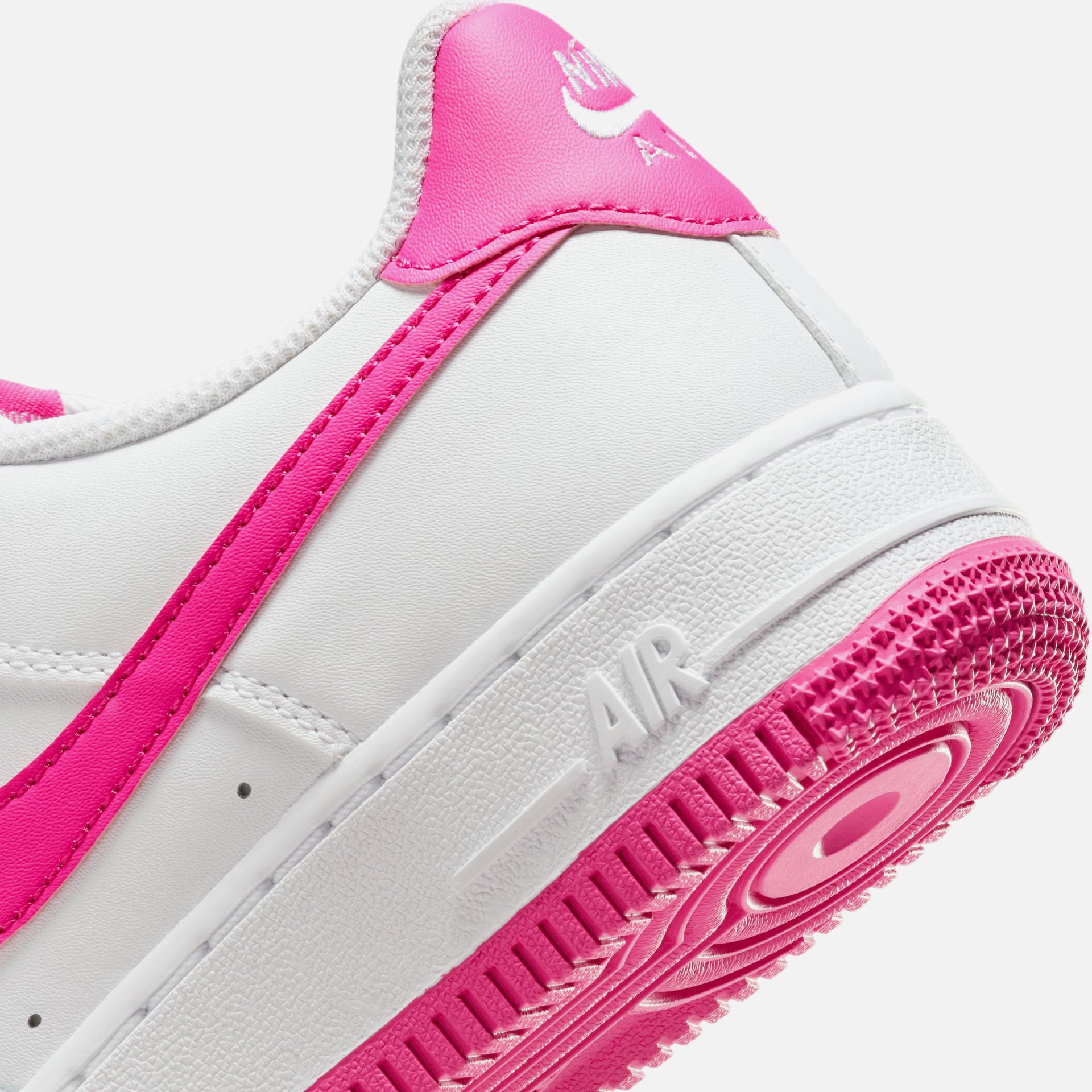 Nike GS Air Force 1 LV8 - White / Laser Fuchsia