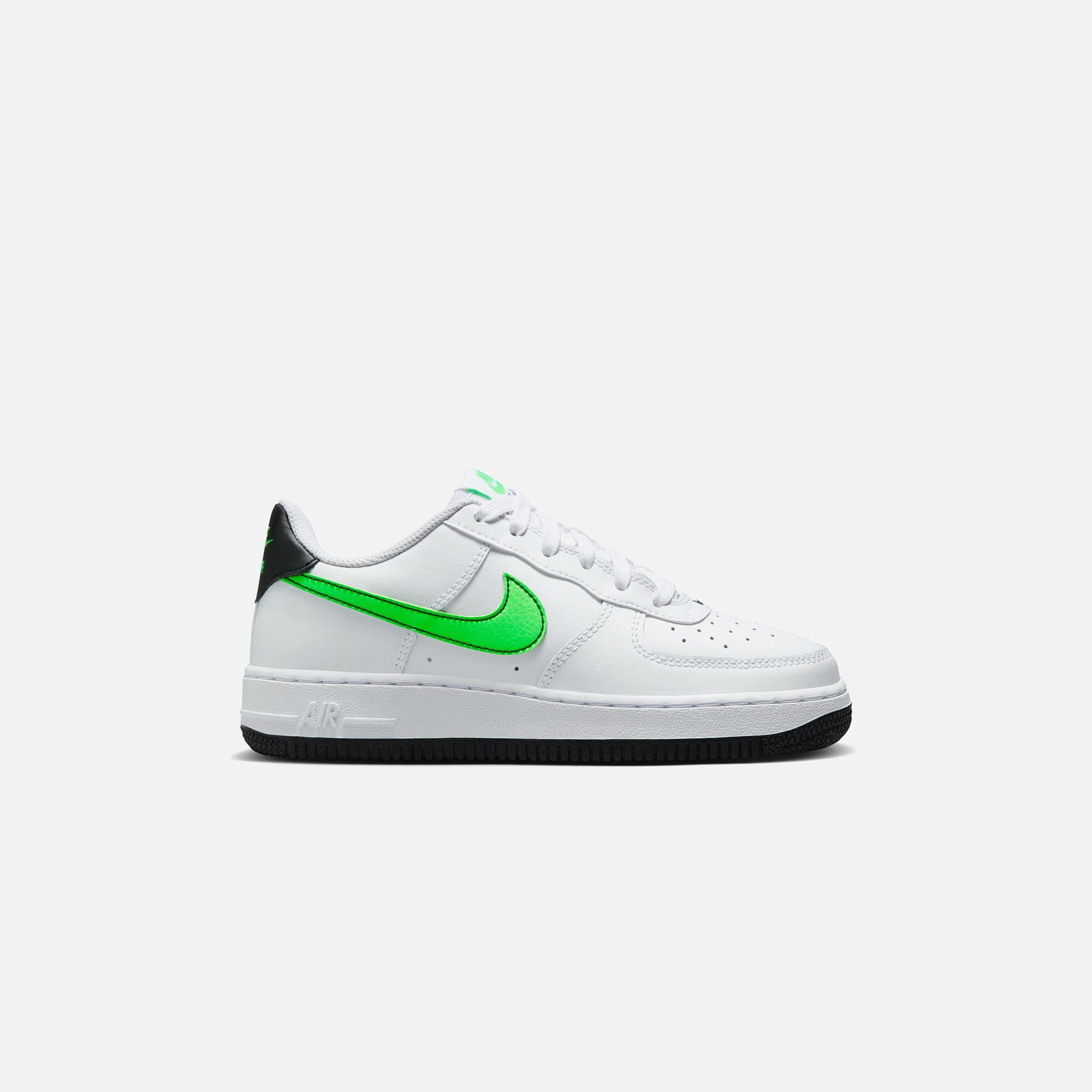 Air force 1 lv8 white and black on sale