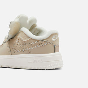 Nike TD Force 1 Low Easyon Se - Sand Drift / Sail / Dark Raisin / Pale Ivory