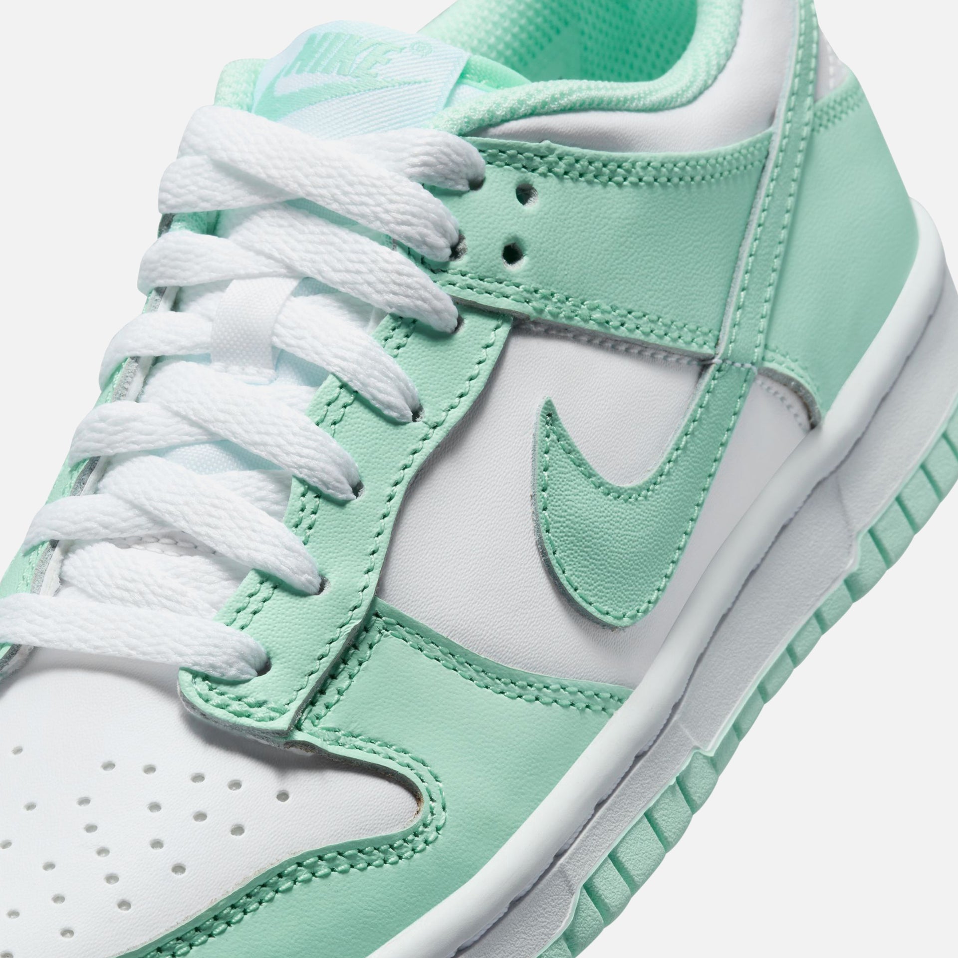 Nike GS Dunk Low - Malachite / Photo Blue / Black / White