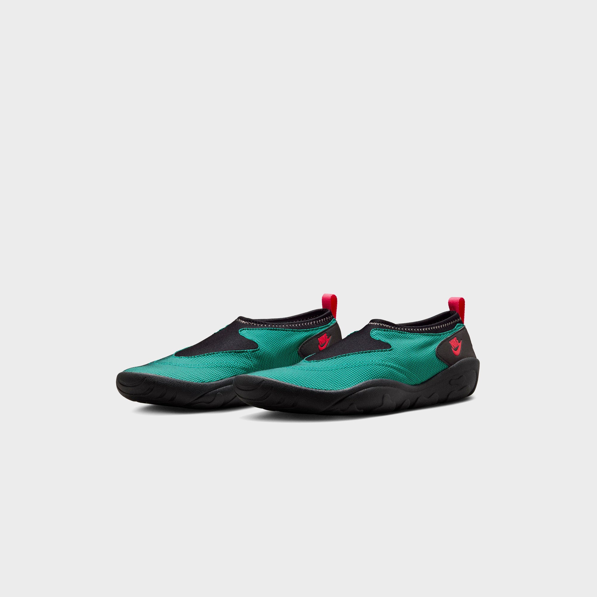 スニーカー Nike Aqua Tough M Turbo Green Black Washed Coral Team Scarle 29641550_59640209_1000.jpg
