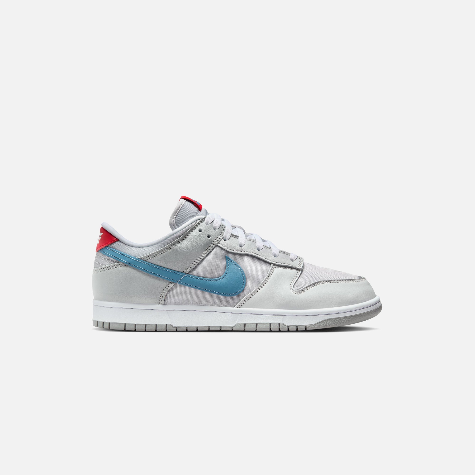 Nike sb red and blue best sale