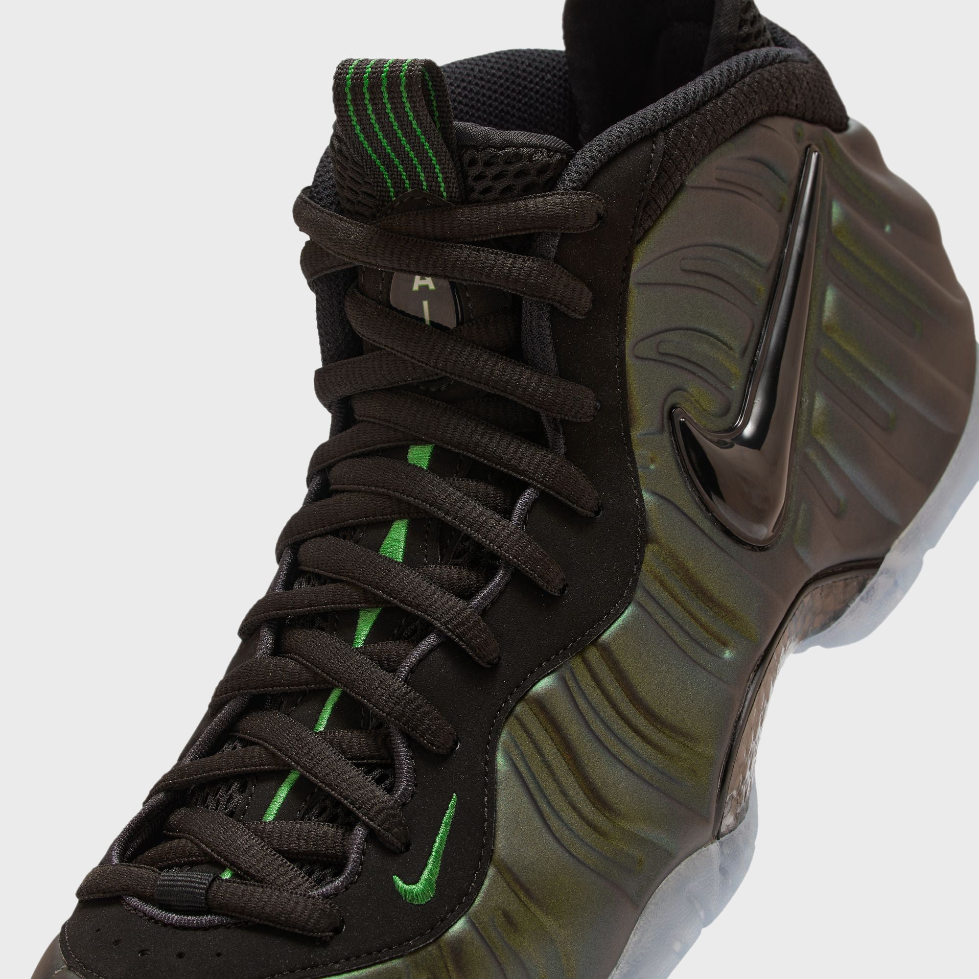 Nike Air Foamposite Pro - Pine Green / Black – Kith