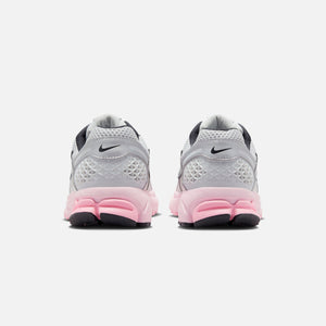 nike truck WMNS Zoom Vomero 5 - Photon Dust / Metallic Silver