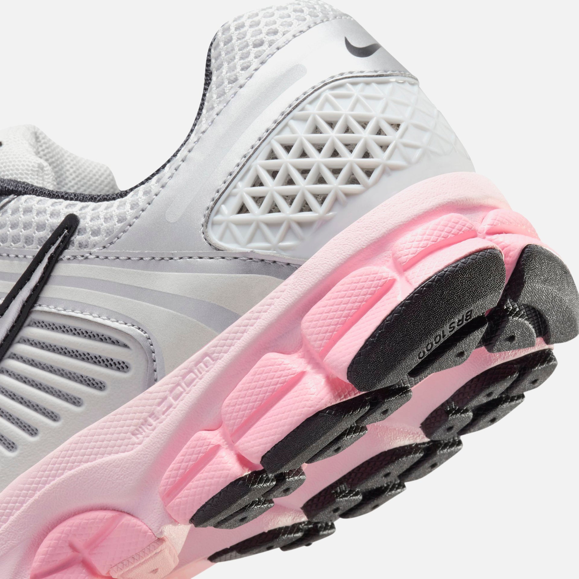 Nike WMNS Zoom Vomero 5 - Photon Dust / Metallic Silver