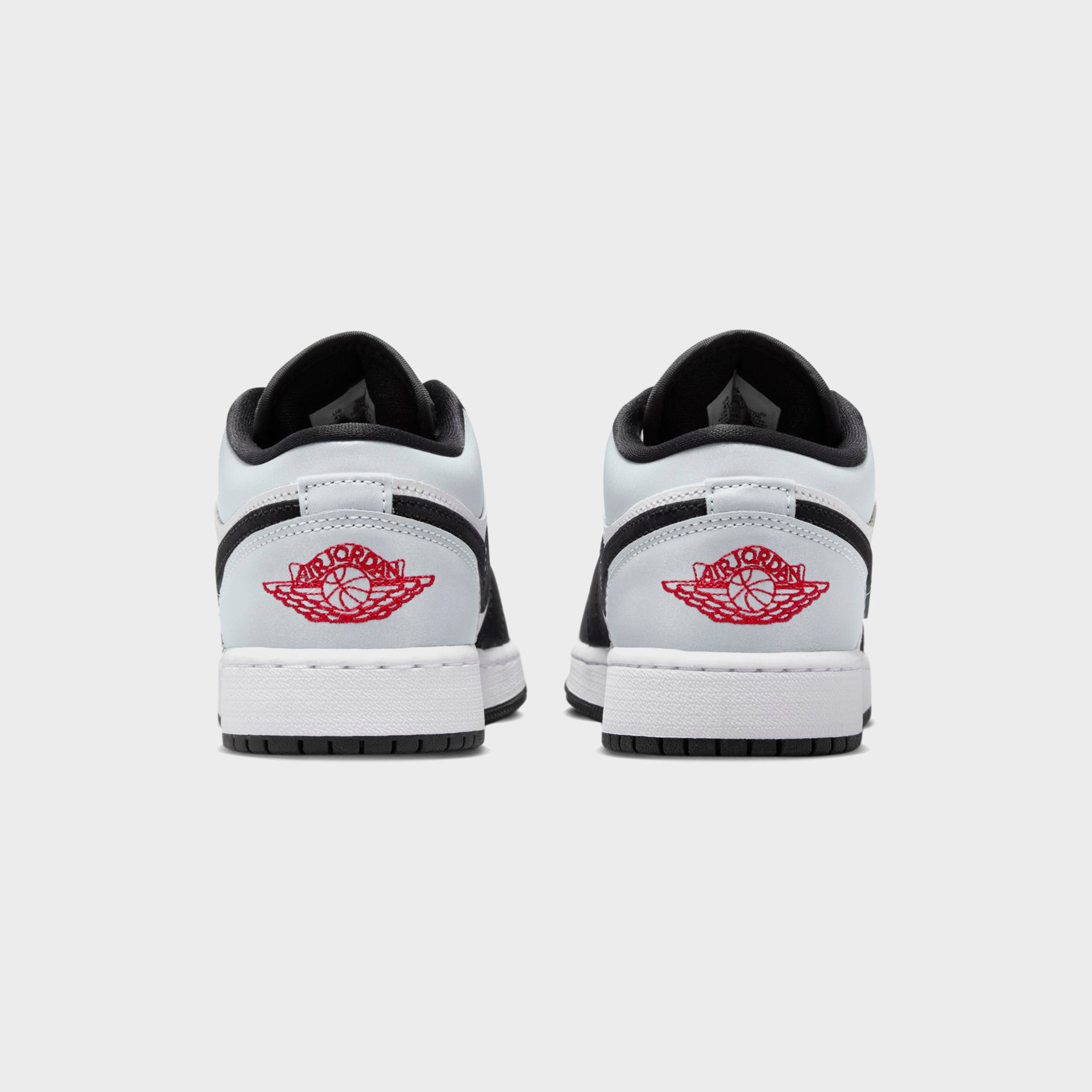 Air Jordan GS 1 Low Se Uni - White / Black / Matte Silver / Fire Red