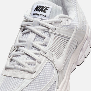 Nike GS Zoom Vomero 5 - White / Vast Grey / Black / Sail