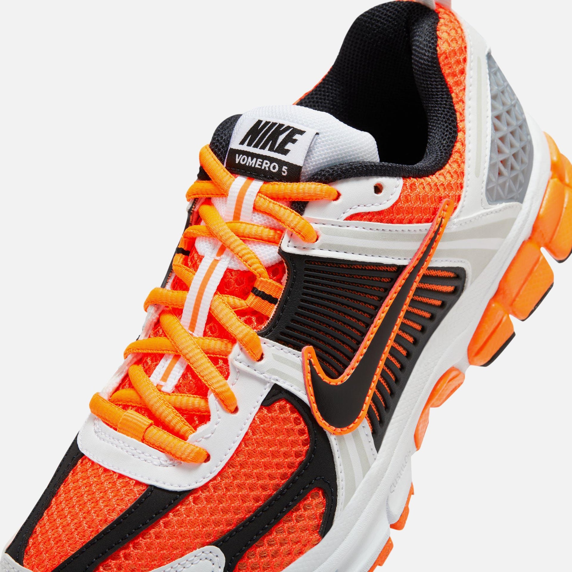 Nike GS Vomero 5 - Total Orange / Black / White / Metallic Platinum