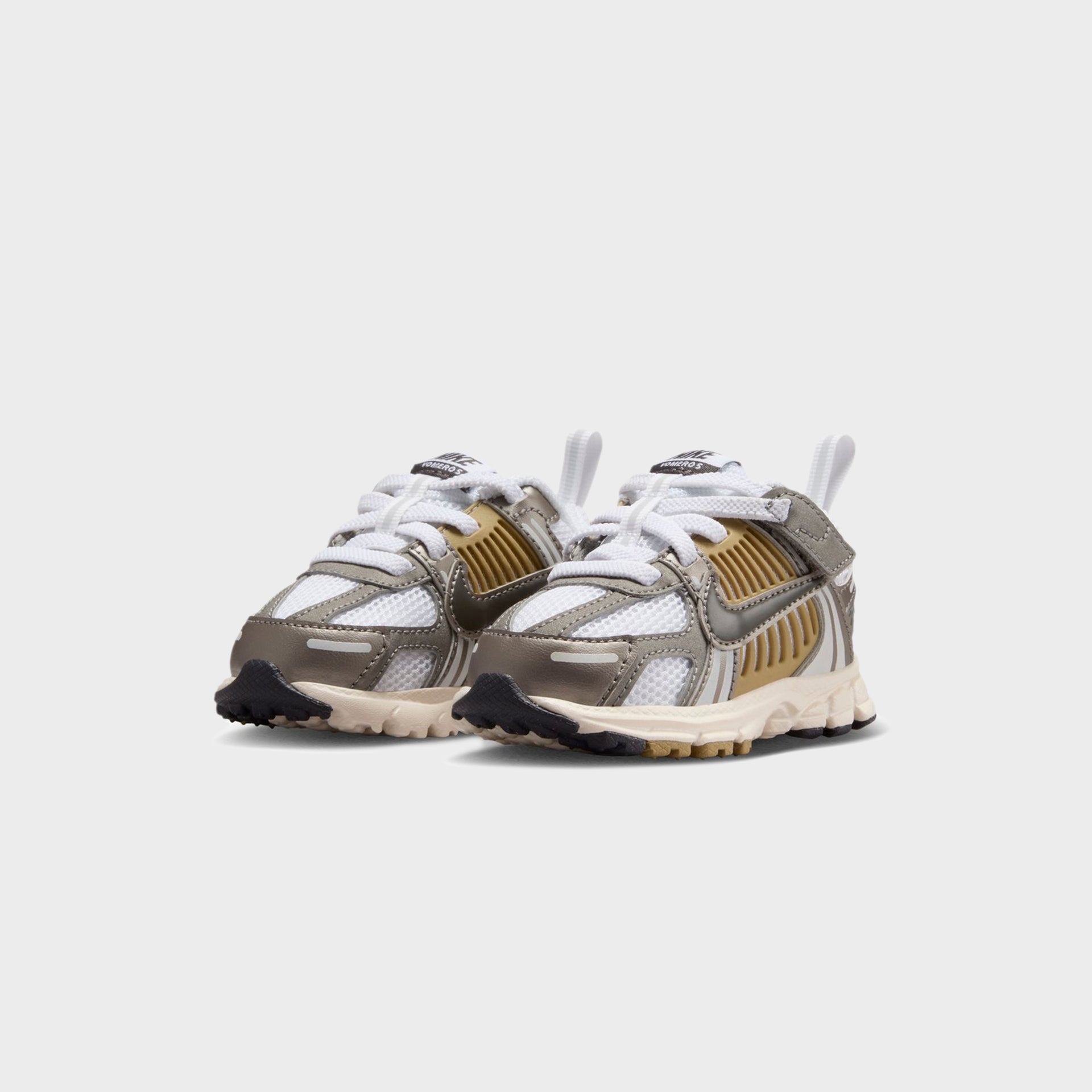 Nike TD Zoom Vomero 5 - Metallic Pewter / Medium Ash / Parachute Beige