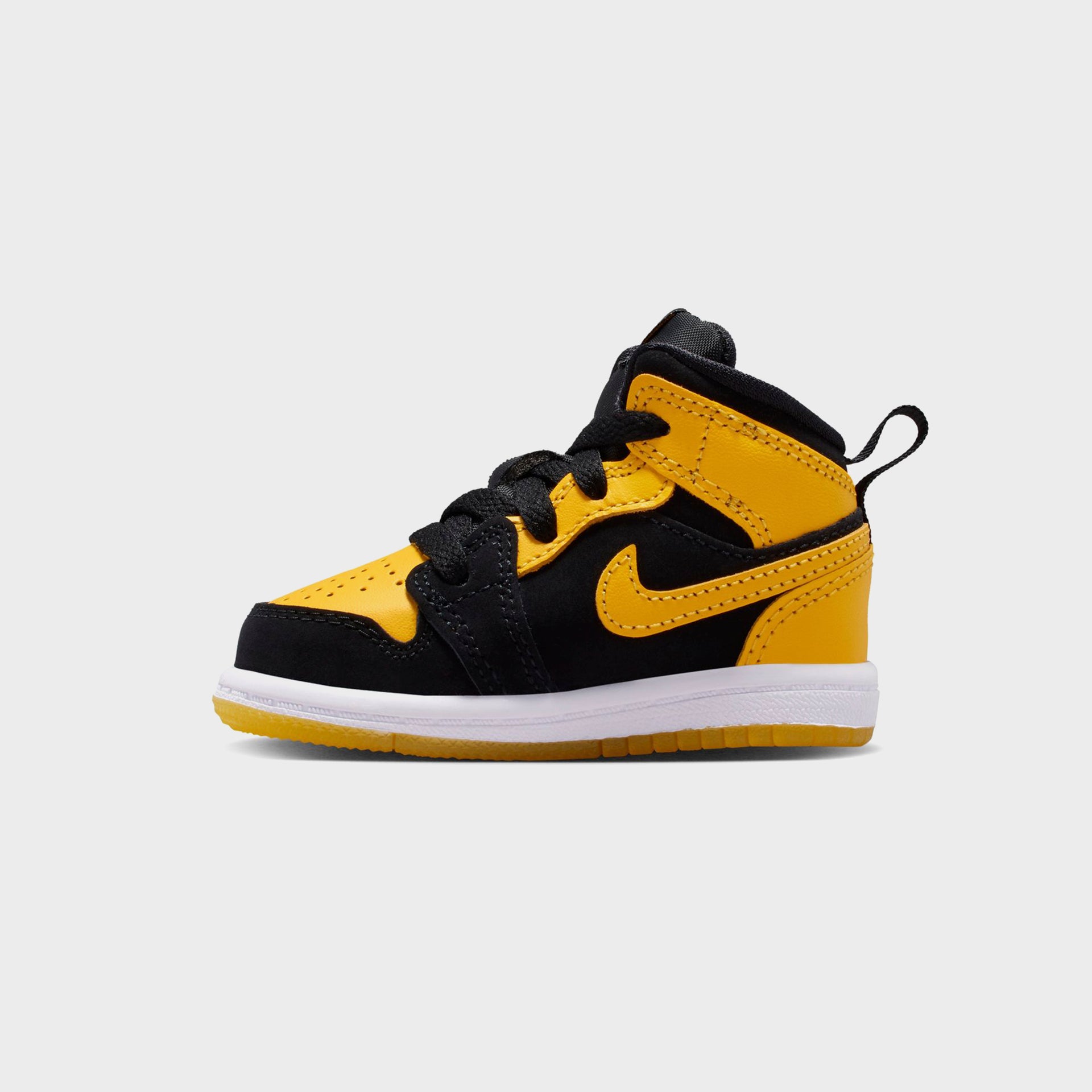 Jordan Air Jordan 1 Mid Se - Black / White / Varsity Maize