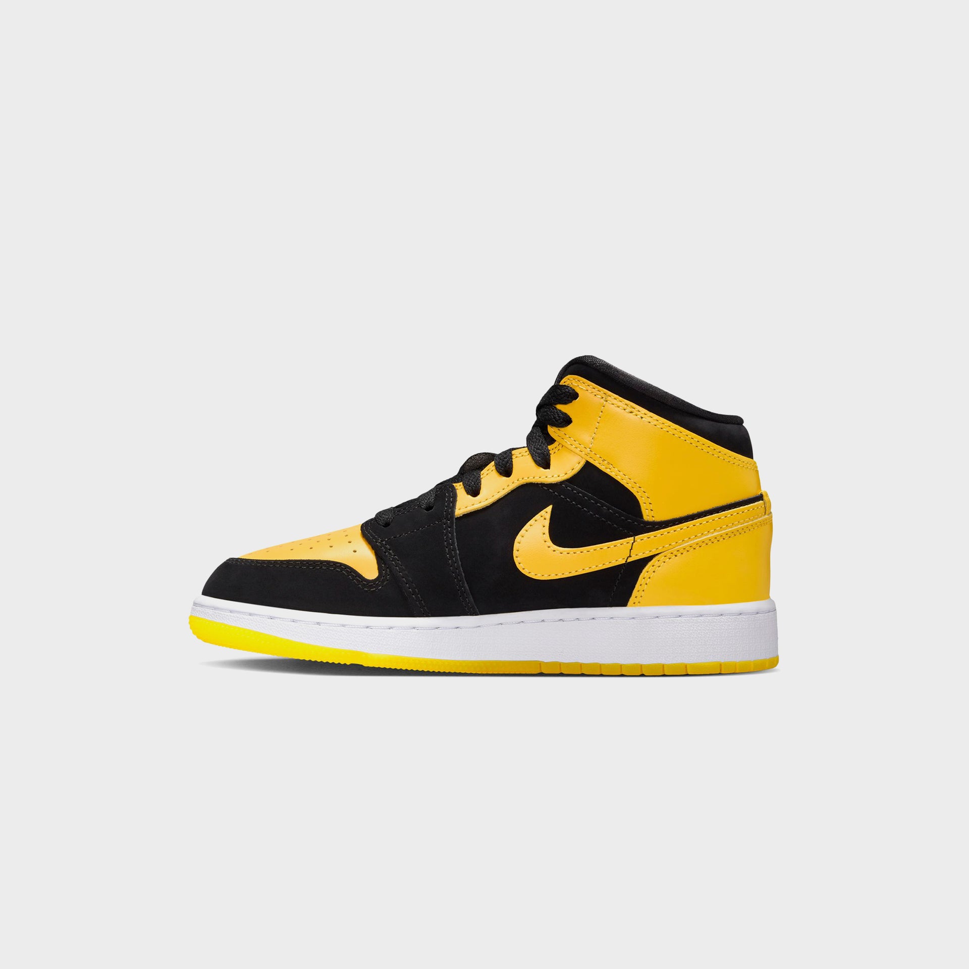 Nike GS Air Jordan 1 Mid SE - Black / White / Varsity Maize