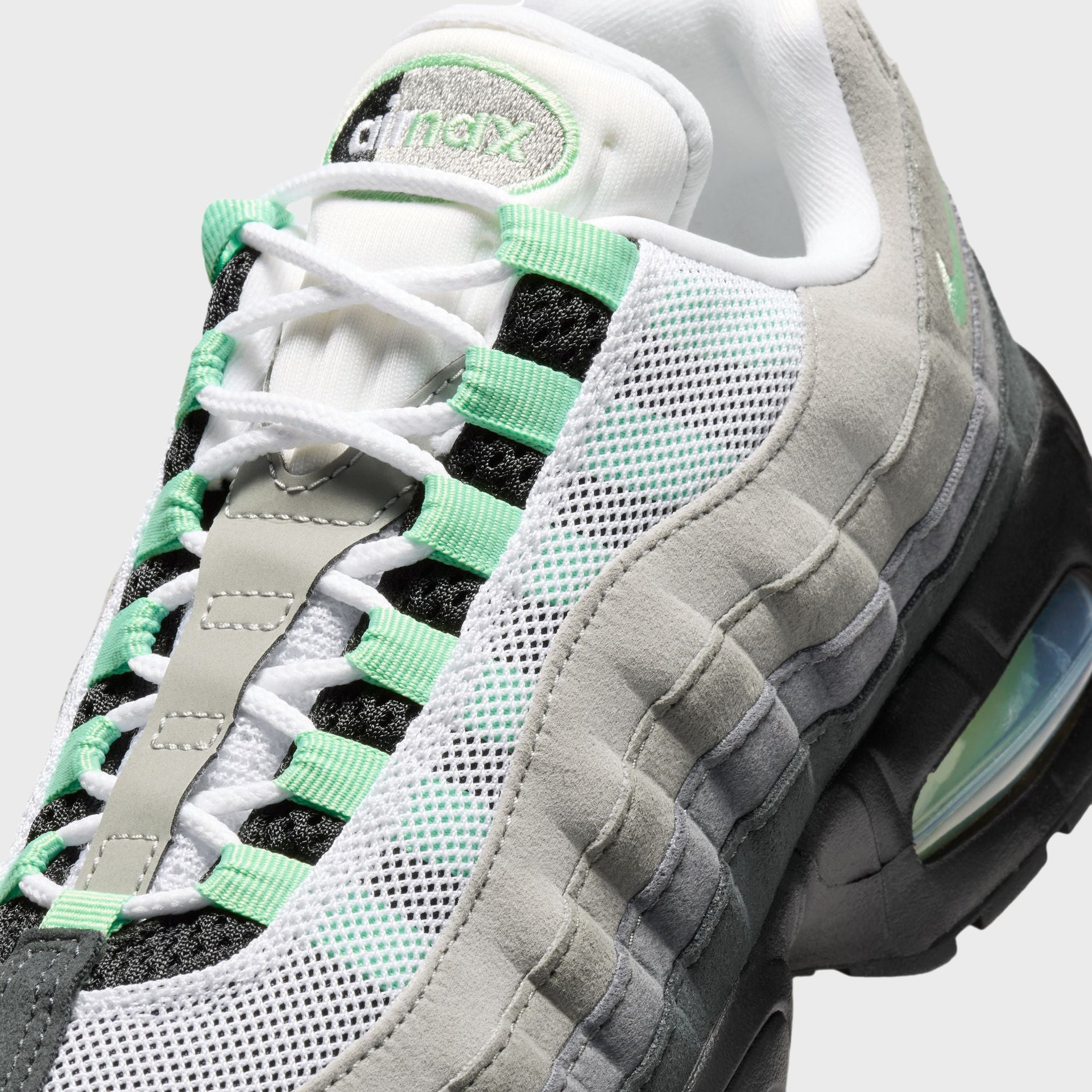 Nike WMNS Air Max 95 Big Bubble - Black / Fresh Mint / White / Medium Grey / Anthracite / Light Graphite