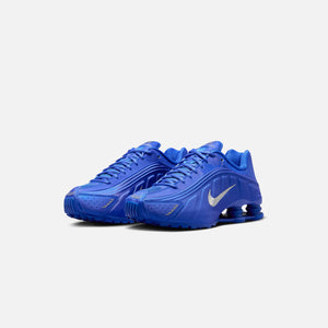 Nike WMNS Shox R4 - Racer Blue / Metallic Silver / Phantom