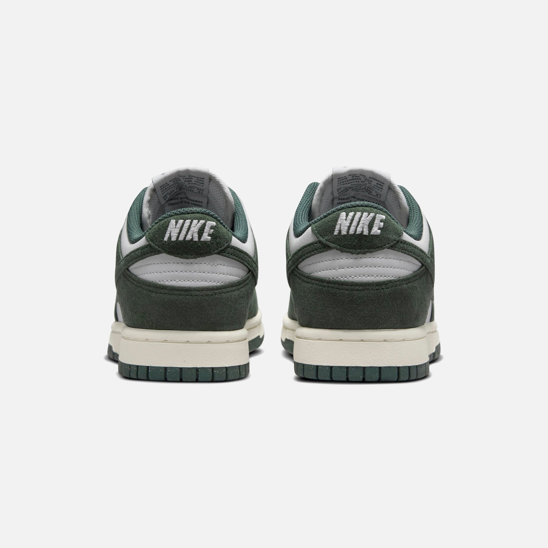 Nike Dunk Low - Photon Dust / Vintage Green / Sail / White