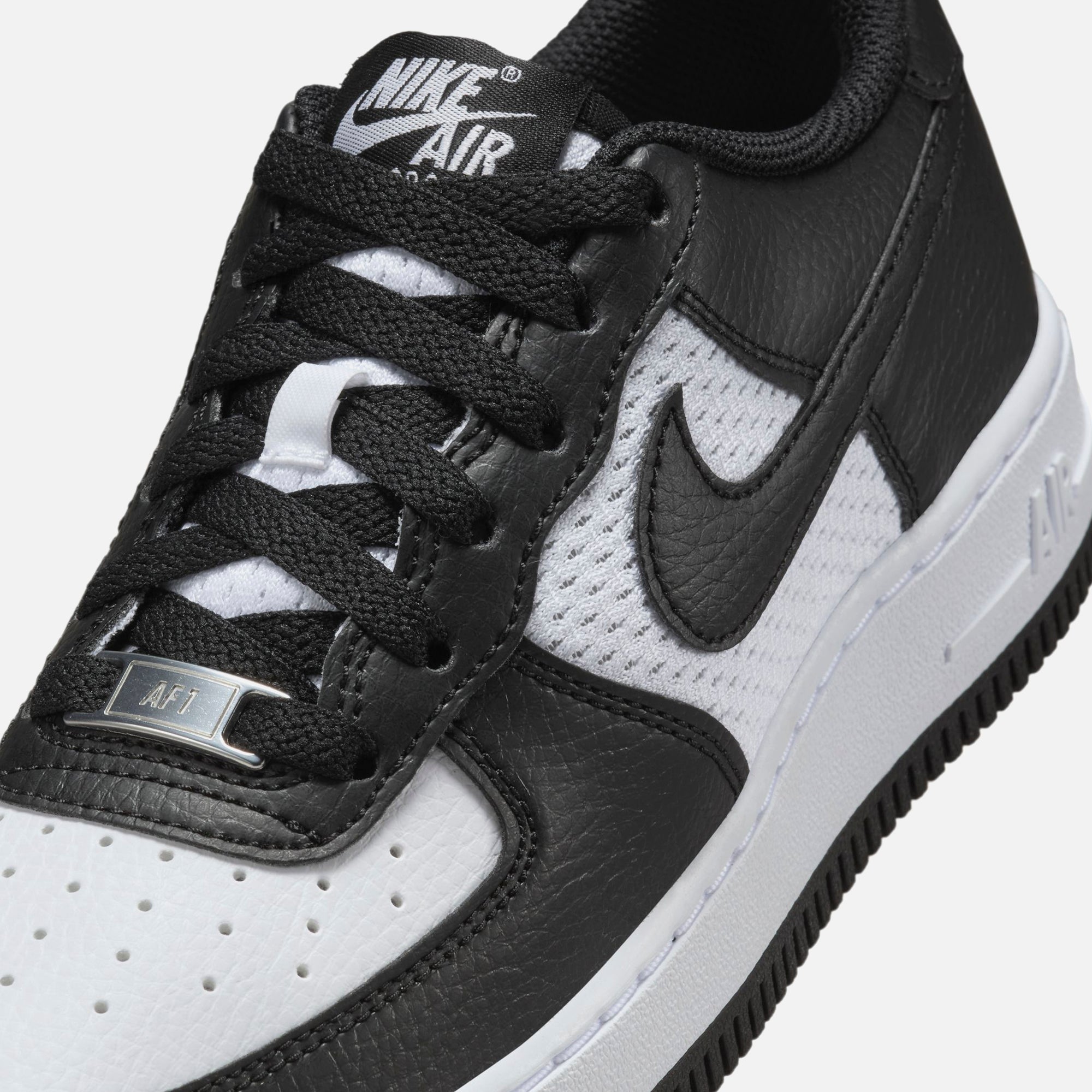 Nike GS Air Force 1 - Black / White – Kith