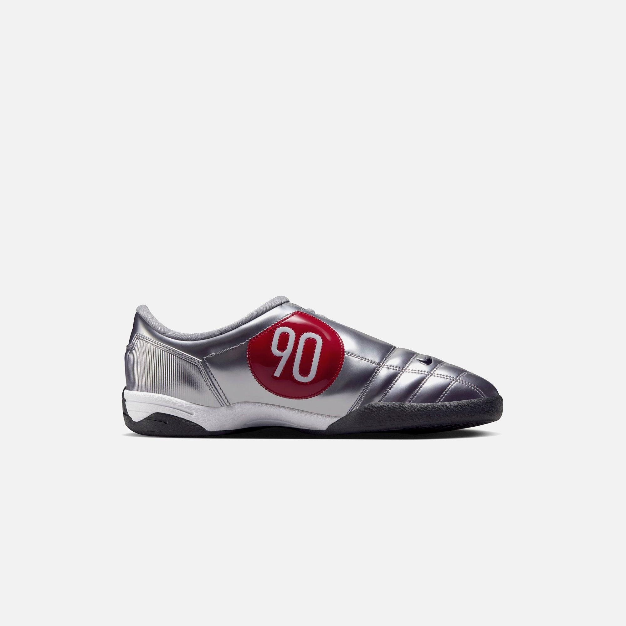 バズる !!! Nike ★ Total 90 III llic Silver and Black Nike Total 90 III - Metallic Silver / Black / University Red