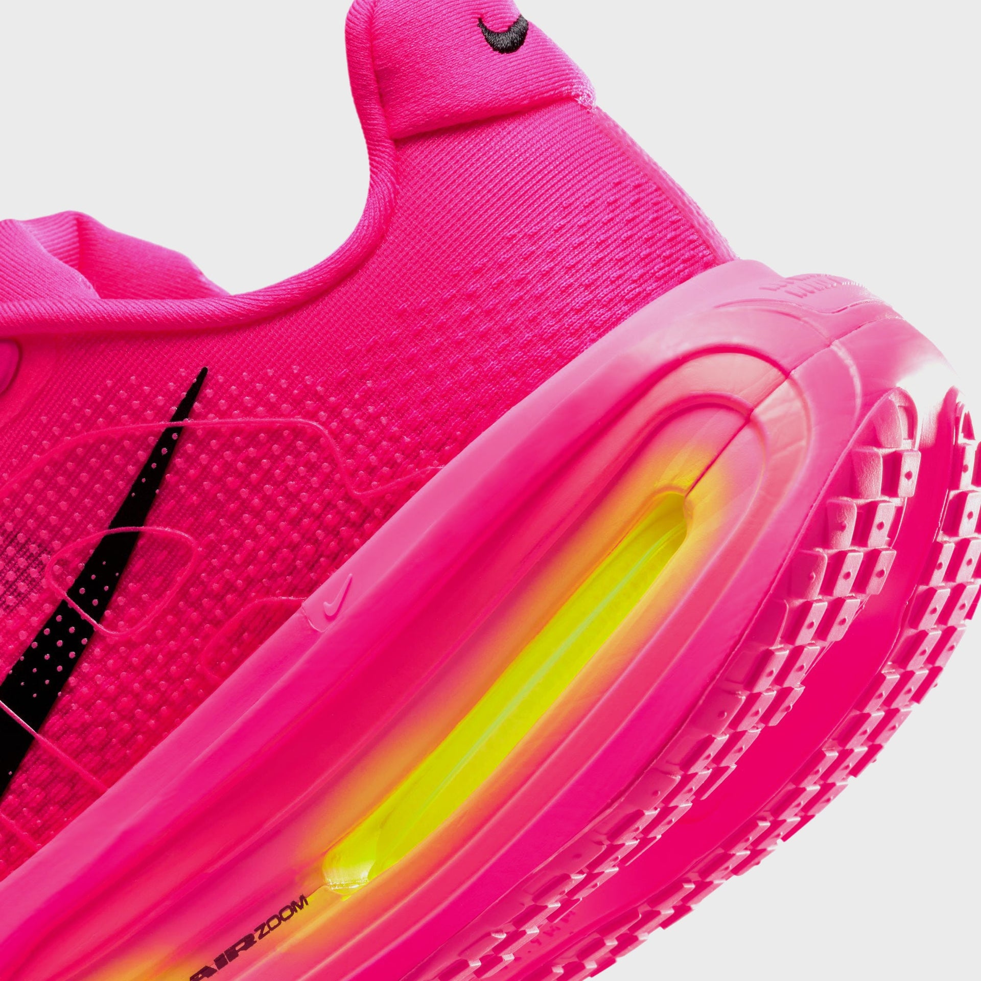 Nike WMNS Vomero Premium - Hyper Pink / Digital Pink / Volt / Black
