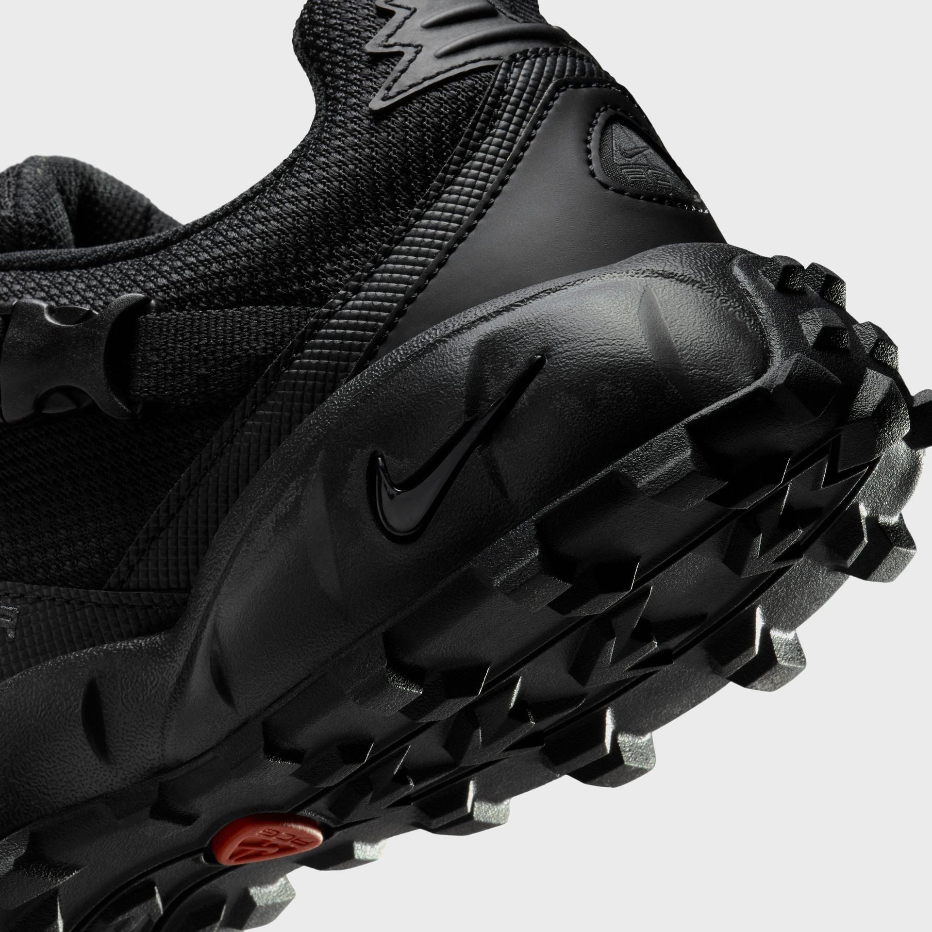 Nike ACG Phassad - Black