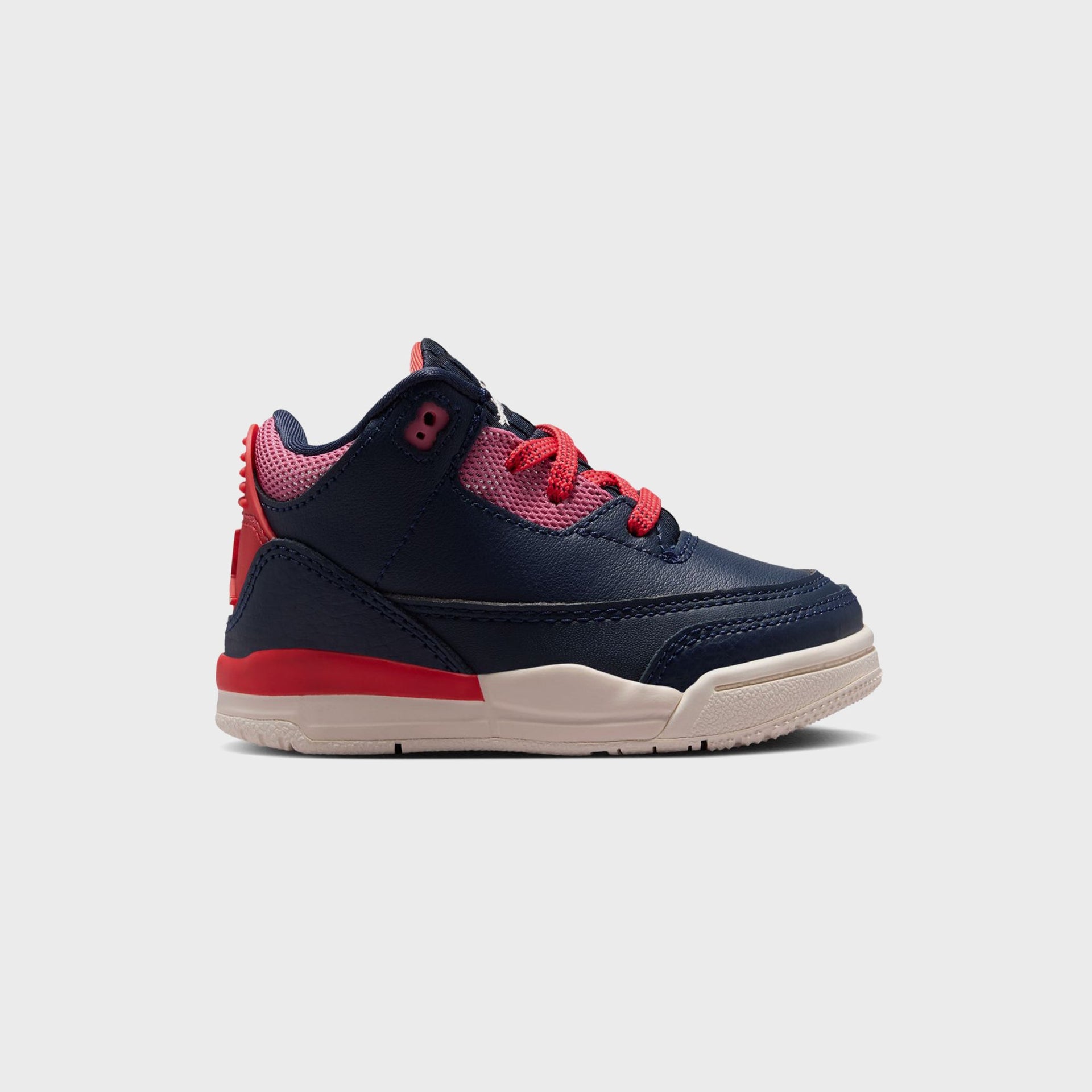 Jordan TD Jordan 3 Retro - Obsidian / Track Red / Chalk