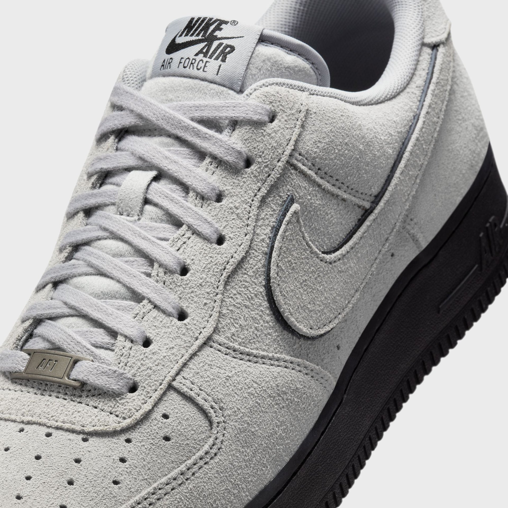 Nike Air Force 1 '07 LV8 - Light Smoke Grey / Light Smoke Grey / Black